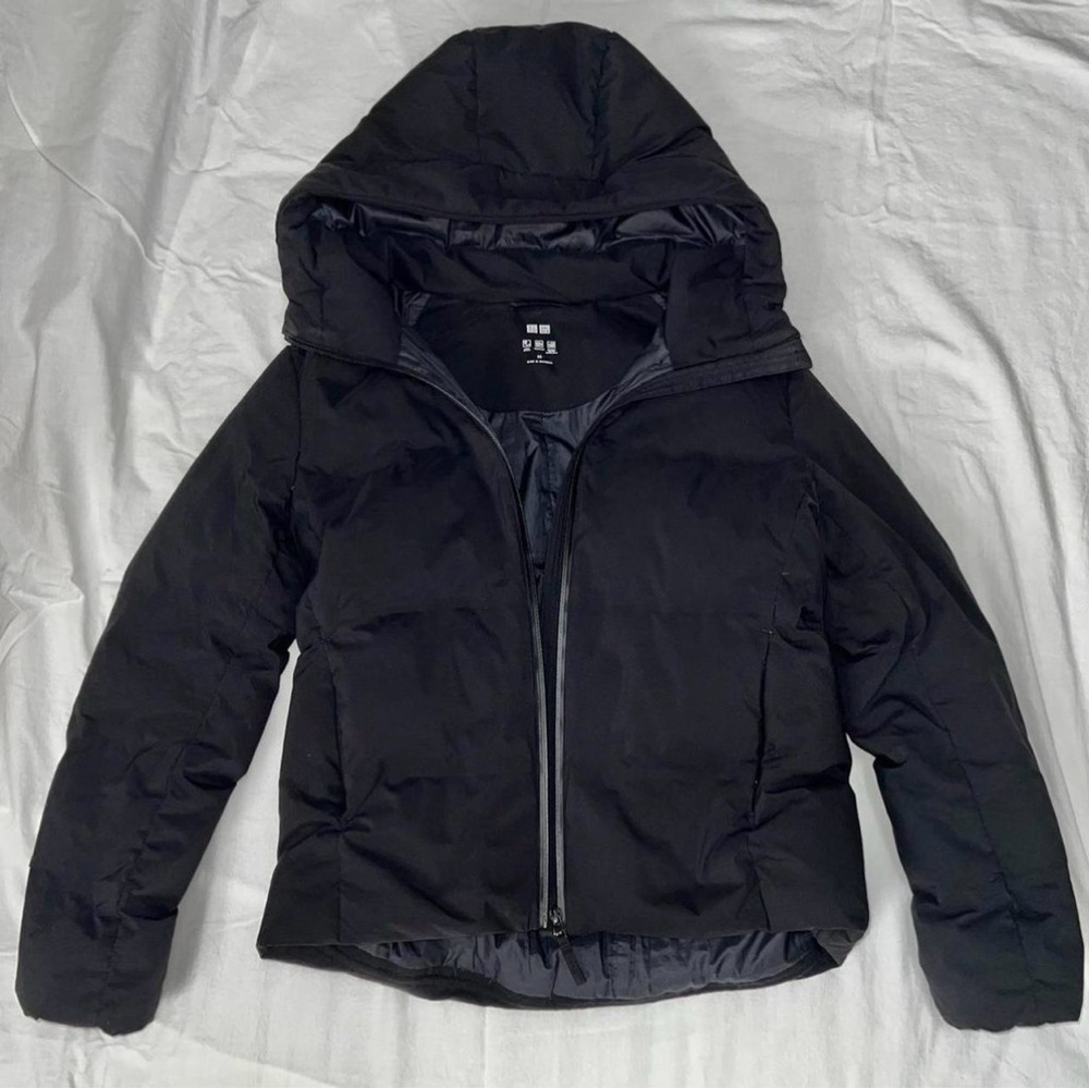 Matte Black Uniqlo Hooded Puffer Jacket